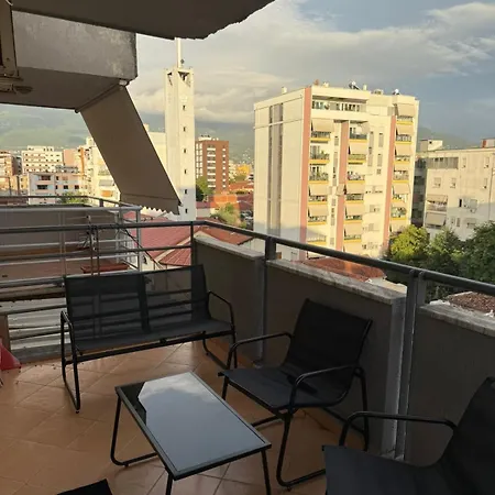 Cozy New Bazzar Тирана