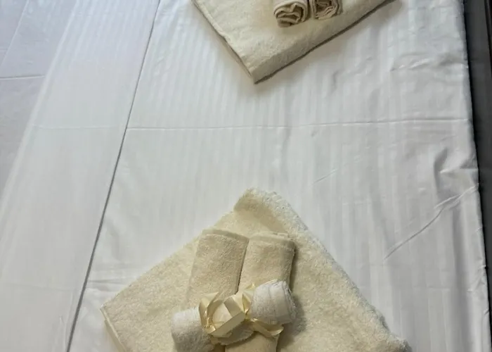 Cozy New Bazzar * ティラナ